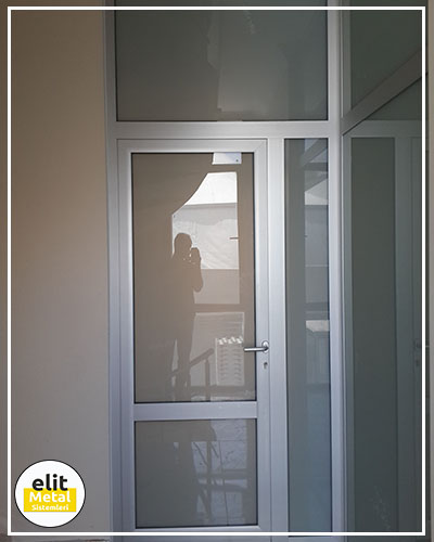 alüminyum doğrama sistemleri, alüminyum pencere profilleri, dayanıklı alüminyum kapı, ısı yalıtımlı alüminyum doğrama, alüminyum sürgülü kapı, modern alüminyum pencere uygulamaları, balkon alüminyum doğrama, alüminyum cam giydirme, estetik alüminyum çerçeve, alüminyum kapı montaj hizmeti, hafif alüminyum doğrama çözümleri, paslanmaz alüminyum profiller, alüminyum kapı pencere üreticisi, güvenli alüminyum doğrama sistemleri, alüminyum doğrama aksesuarları, özel ölçü alüminyum doğrama, ses yalıtımlı alüminyum doğrama, dış cephe alüminyum uygulamaları, alüminyum doğrama tamiri, alüminyum cam bölme sistemleri