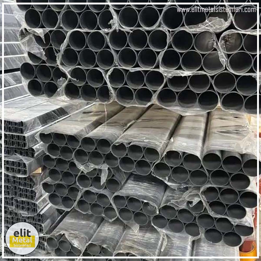 alüminyum çit sistemleri, alüminyum merdiven bariyeri, balkon alüminyum panel, paslanmaz alüminyum güvenlik, dayanıklı alüminyum korkuluk profili, cam panel balkon korkuluğu, temperli cam merdiven paneli, şeffaf cam güvenlik bariyeri, paslanmaz cam bağlantı elemanları, dekoratif cam panel çözümleri, ferforje balkon bariyeri, el işçiliği ferforje panel, özel tasarım ferforje güvenlik, ferforje dış alan koruma, dayanıklı ferforje çit, lazer kesim metal panel, desenli lazer kesim korkuluk, lazer teknoloji ile üretilmiş korkuluk, özel motifli lazer panel, dekoratif lazer metal bariyer, galvaniz mesh panel çit, sanayi tipi mesh güvenlik, tel örgü panel uygulaması, otopark güvenlik paneli, balkon tel panel çözümü, pleksi merdiven paneli, şeffaf pleksi bariyer, dayanıklı pleksi korkuluk, iç mekân pleksi uygulaması, alüminyum duvar tutamaç, merdiven alüminyum tutamak, dayanıklı duvar destek aparatı, motorlu otomatik tente sistemi, açılır kapanır pergole uygulaması, uzaktan kumandalı pergole, motorlu kepenk sistemi, güvenlikli otomatik kepenk, alüminyum çerçeveli kış bahçesi, camlı teras kış bahçesi, kompozit panel dış cephe, alüminyum kaplamalı kompozit panel