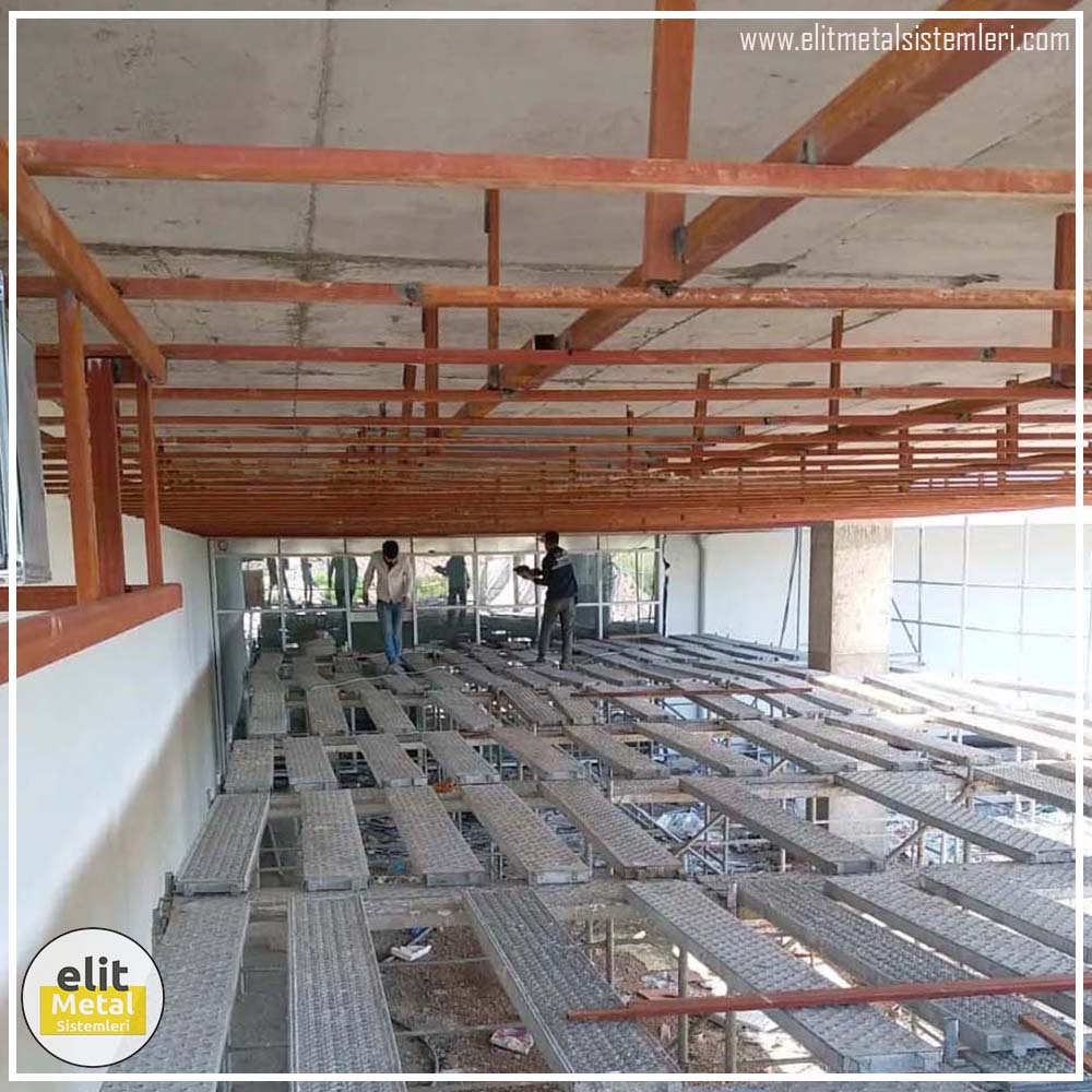 alüminyum çit sistemleri, alüminyum merdiven bariyeri, balkon alüminyum panel, paslanmaz alüminyum güvenlik, dayanıklı alüminyum korkuluk profili, cam panel balkon korkuluğu, temperli cam merdiven paneli, şeffaf cam güvenlik bariyeri, paslanmaz cam bağlantı elemanları, dekoratif cam panel çözümleri, ferforje balkon bariyeri, el işçiliği ferforje panel, özel tasarım ferforje güvenlik, ferforje dış alan koruma, dayanıklı ferforje çit, lazer kesim metal panel, desenli lazer kesim korkuluk, lazer teknoloji ile üretilmiş korkuluk, özel motifli lazer panel, dekoratif lazer metal bariyer, galvaniz mesh panel çit, sanayi tipi mesh güvenlik, tel örgü panel uygulaması, otopark güvenlik paneli, balkon tel panel çözümü, pleksi merdiven paneli, şeffaf pleksi bariyer, dayanıklı pleksi korkuluk, iç mekân pleksi uygulaması, alüminyum duvar tutamaç, merdiven alüminyum tutamak, dayanıklı duvar destek aparatı, motorlu otomatik tente sistemi, açılır kapanır pergole uygulaması, uzaktan kumandalı pergole, motorlu kepenk sistemi, güvenlikli otomatik kepenk, alüminyum çerçeveli kış bahçesi, camlı teras kış bahçesi, kompozit panel dış cephe, alüminyum kaplamalı kompozit panel