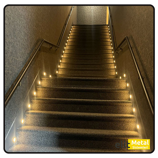 alüminyum duvar tutamacı sistemleri, merdiven alüminyum tutamaç, güvenlik amaçlı duvar tutamaç, paslanmaz alüminyum tutamaç, dayanıklı duvar destek aparatı, iç mekân alüminyum tutamaç montajı, dekoratif duvar tutamaç çözümleri, estetik alüminyum tutamak, merdiven güvenlik tutamaçları, alüminyum tırabzan tutamacı, özel ölçü duvar tutamaçları, hafif alüminyum tutamaç profili, duvar montaj alüminyum sistemleri, el ile kavrama tutamaçları, bina içi güvenlik tutamaç, alüminyum tutamaç aksesuarları, uzun ömürlü duvar tutamacı, kolay montaj alüminyum tutamaç, modern görünüm duvar tutamaç, alüminyum merdiven destek sistemi