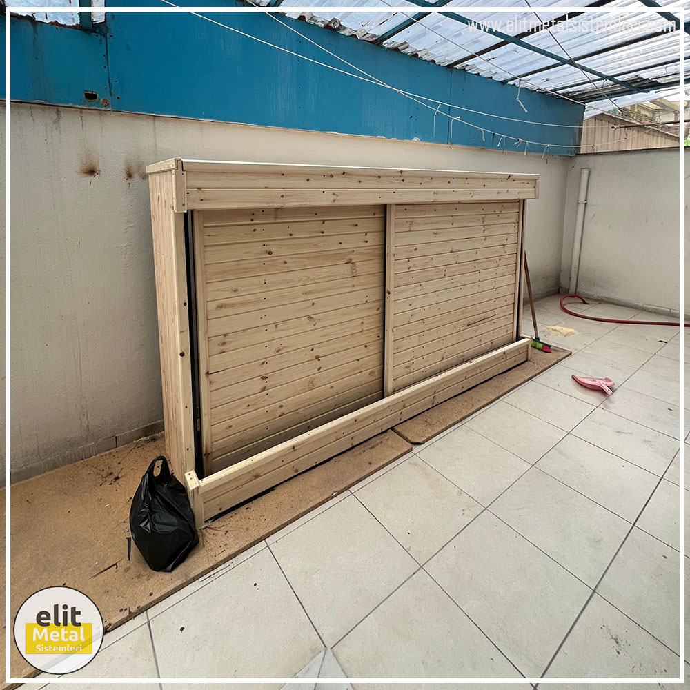 alüminyum çit sistemleri, alüminyum merdiven bariyeri, balkon alüminyum panel, paslanmaz alüminyum güvenlik, dayanıklı alüminyum korkuluk profili, cam panel balkon korkuluğu, temperli cam merdiven paneli, şeffaf cam güvenlik bariyeri, paslanmaz cam bağlantı elemanları, dekoratif cam panel çözümleri, ferforje balkon bariyeri, el işçiliği ferforje panel, özel tasarım ferforje güvenlik, ferforje dış alan koruma, dayanıklı ferforje çit, lazer kesim metal panel, desenli lazer kesim korkuluk, lazer teknoloji ile üretilmiş korkuluk, özel motifli lazer panel, dekoratif lazer metal bariyer, galvaniz mesh panel çit, sanayi tipi mesh güvenlik, tel örgü panel uygulaması, otopark güvenlik paneli, balkon tel panel çözümü, pleksi merdiven paneli, şeffaf pleksi bariyer, dayanıklı pleksi korkuluk, iç mekân pleksi uygulaması, alüminyum duvar tutamaç, merdiven alüminyum tutamak, dayanıklı duvar destek aparatı, motorlu otomatik tente sistemi, açılır kapanır pergole uygulaması, uzaktan kumandalı pergole, motorlu kepenk sistemi, güvenlikli otomatik kepenk, alüminyum çerçeveli kış bahçesi, camlı teras kış bahçesi, kompozit panel dış cephe, alüminyum kaplamalı kompozit panel