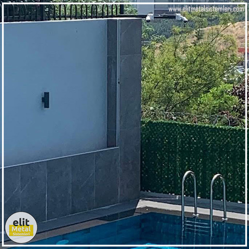 alüminyum çit sistemleri, alüminyum merdiven bariyeri, balkon alüminyum panel, paslanmaz alüminyum güvenlik, dayanıklı alüminyum korkuluk profili, cam panel balkon korkuluğu, temperli cam merdiven paneli, şeffaf cam güvenlik bariyeri, paslanmaz cam bağlantı elemanları, dekoratif cam panel çözümleri, ferforje balkon bariyeri, el işçiliği ferforje panel, özel tasarım ferforje güvenlik, ferforje dış alan koruma, dayanıklı ferforje çit, lazer kesim metal panel, desenli lazer kesim korkuluk, lazer teknoloji ile üretilmiş korkuluk, özel motifli lazer panel, dekoratif lazer metal bariyer, galvaniz mesh panel çit, sanayi tipi mesh güvenlik, tel örgü panel uygulaması, otopark güvenlik paneli, balkon tel panel çözümü, pleksi merdiven paneli, şeffaf pleksi bariyer, dayanıklı pleksi korkuluk, iç mekân pleksi uygulaması, alüminyum duvar tutamaç, merdiven alüminyum tutamak, dayanıklı duvar destek aparatı, motorlu otomatik tente sistemi, açılır kapanır pergole uygulaması, uzaktan kumandalı pergole, motorlu kepenk sistemi, güvenlikli otomatik kepenk, alüminyum çerçeveli kış bahçesi, camlı teras kış bahçesi, kompozit panel dış cephe, alüminyum kaplamalı kompozit panel