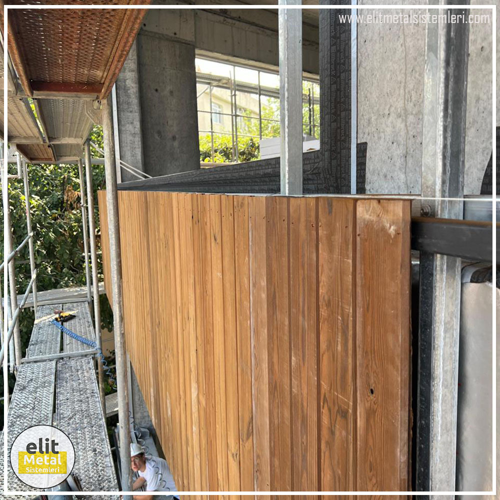 alüminyum çit sistemleri, alüminyum merdiven bariyeri, balkon alüminyum panel, paslanmaz alüminyum güvenlik, dayanıklı alüminyum korkuluk profili, cam panel balkon korkuluğu, temperli cam merdiven paneli, şeffaf cam güvenlik bariyeri, paslanmaz cam bağlantı elemanları, dekoratif cam panel çözümleri, ferforje balkon bariyeri, el işçiliği ferforje panel, özel tasarım ferforje güvenlik, ferforje dış alan koruma, dayanıklı ferforje çit, lazer kesim metal panel, desenli lazer kesim korkuluk, lazer teknoloji ile üretilmiş korkuluk, özel motifli lazer panel, dekoratif lazer metal bariyer, galvaniz mesh panel çit, sanayi tipi mesh güvenlik, tel örgü panel uygulaması, otopark güvenlik paneli, balkon tel panel çözümü, pleksi merdiven paneli, şeffaf pleksi bariyer, dayanıklı pleksi korkuluk, iç mekân pleksi uygulaması, alüminyum duvar tutamaç, merdiven alüminyum tutamak, dayanıklı duvar destek aparatı, motorlu otomatik tente sistemi, açılır kapanır pergole uygulaması, uzaktan kumandalı pergole, motorlu kepenk sistemi, güvenlikli otomatik kepenk, alüminyum çerçeveli kış bahçesi, camlı teras kış bahçesi, kompozit panel dış cephe, alüminyum kaplamalı kompozit panel