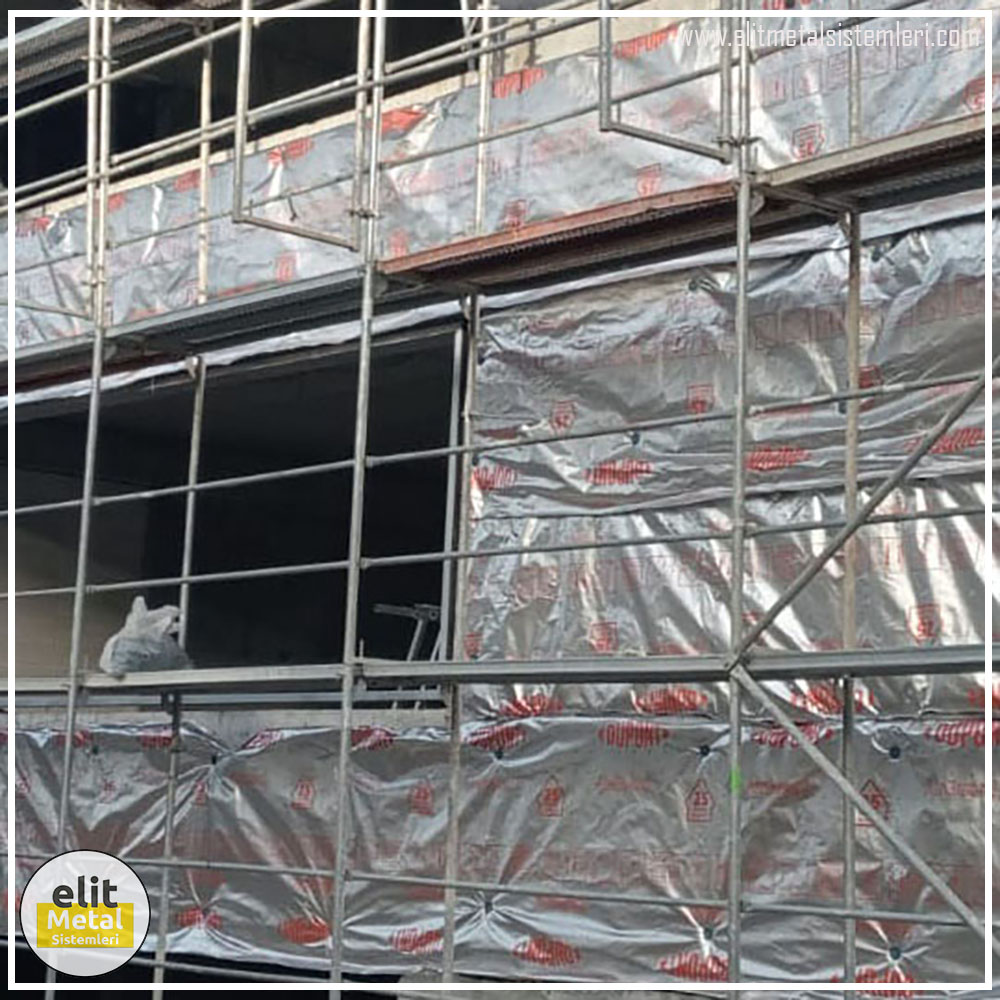 alüminyum çit sistemleri, alüminyum merdiven bariyeri, balkon alüminyum panel, paslanmaz alüminyum güvenlik, dayanıklı alüminyum korkuluk profili, cam panel balkon korkuluğu, temperli cam merdiven paneli, şeffaf cam güvenlik bariyeri, paslanmaz cam bağlantı elemanları, dekoratif cam panel çözümleri, ferforje balkon bariyeri, el işçiliği ferforje panel, özel tasarım ferforje güvenlik, ferforje dış alan koruma, dayanıklı ferforje çit, lazer kesim metal panel, desenli lazer kesim korkuluk, lazer teknoloji ile üretilmiş korkuluk, özel motifli lazer panel, dekoratif lazer metal bariyer, galvaniz mesh panel çit, sanayi tipi mesh güvenlik, tel örgü panel uygulaması, otopark güvenlik paneli, balkon tel panel çözümü, pleksi merdiven paneli, şeffaf pleksi bariyer, dayanıklı pleksi korkuluk, iç mekân pleksi uygulaması, alüminyum duvar tutamaç, merdiven alüminyum tutamak, dayanıklı duvar destek aparatı, motorlu otomatik tente sistemi, açılır kapanır pergole uygulaması, uzaktan kumandalı pergole, motorlu kepenk sistemi, güvenlikli otomatik kepenk, alüminyum çerçeveli kış bahçesi, camlı teras kış bahçesi, kompozit panel dış cephe, alüminyum kaplamalı kompozit panel