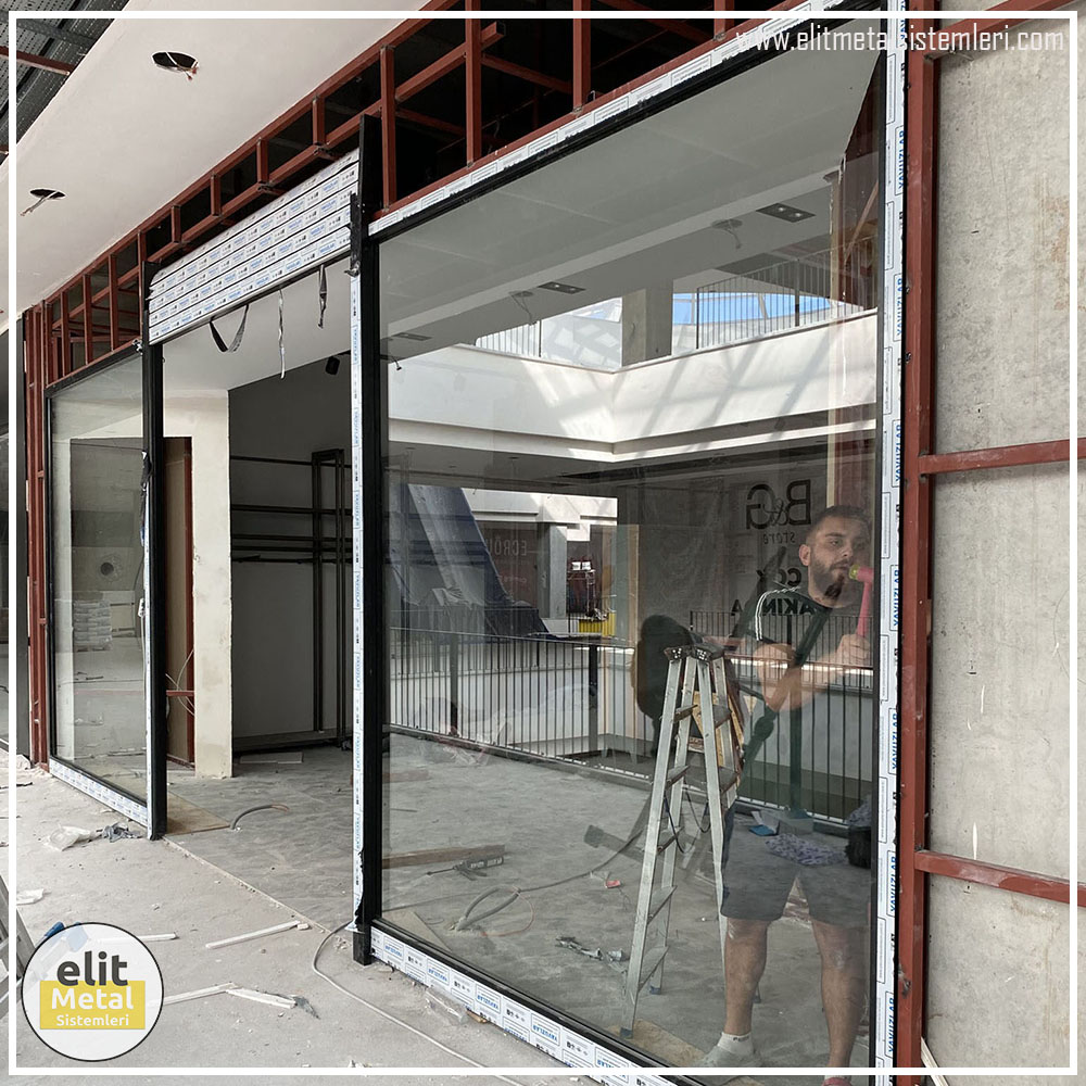 alüminyum çit sistemleri, alüminyum merdiven bariyeri, balkon alüminyum panel, paslanmaz alüminyum güvenlik, dayanıklı alüminyum korkuluk profili, cam panel balkon korkuluğu, temperli cam merdiven paneli, şeffaf cam güvenlik bariyeri, paslanmaz cam bağlantı elemanları, dekoratif cam panel çözümleri, ferforje balkon bariyeri, el işçiliği ferforje panel, özel tasarım ferforje güvenlik, ferforje dış alan koruma, dayanıklı ferforje çit, lazer kesim metal panel, desenli lazer kesim korkuluk, lazer teknoloji ile üretilmiş korkuluk, özel motifli lazer panel, dekoratif lazer metal bariyer, galvaniz mesh panel çit, sanayi tipi mesh güvenlik, tel örgü panel uygulaması, otopark güvenlik paneli, balkon tel panel çözümü, pleksi merdiven paneli, şeffaf pleksi bariyer, dayanıklı pleksi korkuluk, iç mekân pleksi uygulaması, alüminyum duvar tutamaç, merdiven alüminyum tutamak, dayanıklı duvar destek aparatı, motorlu otomatik tente sistemi, açılır kapanır pergole uygulaması, uzaktan kumandalı pergole, motorlu kepenk sistemi, güvenlikli otomatik kepenk, alüminyum çerçeveli kış bahçesi, camlı teras kış bahçesi, kompozit panel dış cephe, alüminyum kaplamalı kompozit panel