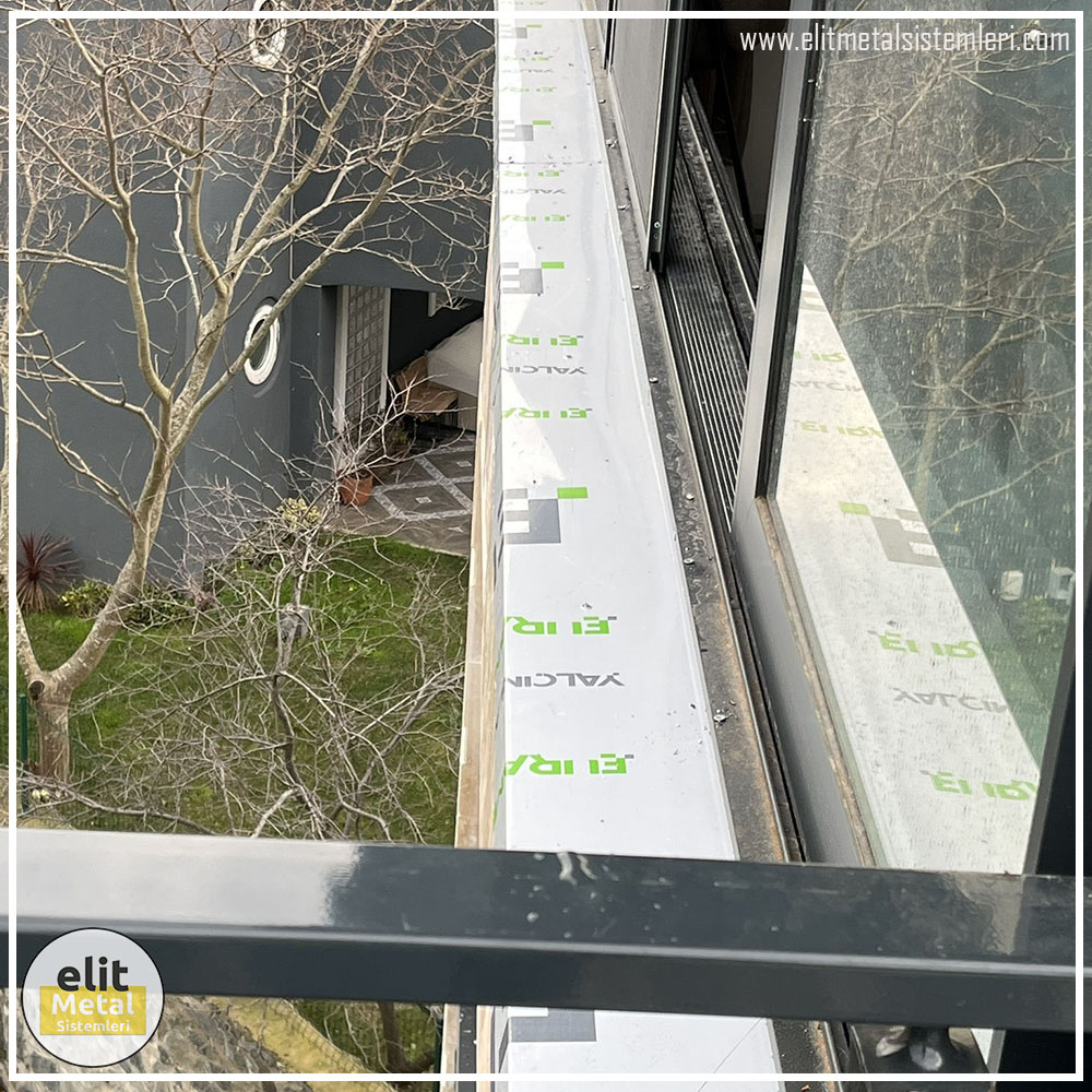 alüminyum çit sistemleri, alüminyum merdiven bariyeri, balkon alüminyum panel, paslanmaz alüminyum güvenlik, dayanıklı alüminyum korkuluk profili, cam panel balkon korkuluğu, temperli cam merdiven paneli, şeffaf cam güvenlik bariyeri, paslanmaz cam bağlantı elemanları, dekoratif cam panel çözümleri, ferforje balkon bariyeri, el işçiliği ferforje panel, özel tasarım ferforje güvenlik, ferforje dış alan koruma, dayanıklı ferforje çit, lazer kesim metal panel, desenli lazer kesim korkuluk, lazer teknoloji ile üretilmiş korkuluk, özel motifli lazer panel, dekoratif lazer metal bariyer, galvaniz mesh panel çit, sanayi tipi mesh güvenlik, tel örgü panel uygulaması, otopark güvenlik paneli, balkon tel panel çözümü, pleksi merdiven paneli, şeffaf pleksi bariyer, dayanıklı pleksi korkuluk, iç mekân pleksi uygulaması, alüminyum duvar tutamaç, merdiven alüminyum tutamak, dayanıklı duvar destek aparatı, motorlu otomatik tente sistemi, açılır kapanır pergole uygulaması, uzaktan kumandalı pergole, motorlu kepenk sistemi, güvenlikli otomatik kepenk, alüminyum çerçeveli kış bahçesi, camlı teras kış bahçesi, kompozit panel dış cephe, alüminyum kaplamalı kompozit panel