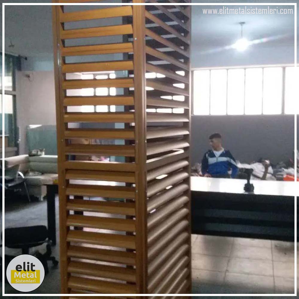 alüminyum çit sistemleri, alüminyum merdiven bariyeri, balkon alüminyum panel, paslanmaz alüminyum güvenlik, dayanıklı alüminyum korkuluk profili, cam panel balkon korkuluğu, temperli cam merdiven paneli, şeffaf cam güvenlik bariyeri, paslanmaz cam bağlantı elemanları, dekoratif cam panel çözümleri, ferforje balkon bariyeri, el işçiliği ferforje panel, özel tasarım ferforje güvenlik, ferforje dış alan koruma, dayanıklı ferforje çit, lazer kesim metal panel, desenli lazer kesim korkuluk, lazer teknoloji ile üretilmiş korkuluk, özel motifli lazer panel, dekoratif lazer metal bariyer, galvaniz mesh panel çit, sanayi tipi mesh güvenlik, tel örgü panel uygulaması, otopark güvenlik paneli, balkon tel panel çözümü, pleksi merdiven paneli, şeffaf pleksi bariyer, dayanıklı pleksi korkuluk, iç mekân pleksi uygulaması, alüminyum duvar tutamaç, merdiven alüminyum tutamak, dayanıklı duvar destek aparatı, motorlu otomatik tente sistemi, açılır kapanır pergole uygulaması, uzaktan kumandalı pergole, motorlu kepenk sistemi, güvenlikli otomatik kepenk, alüminyum çerçeveli kış bahçesi, camlı teras kış bahçesi, kompozit panel dış cephe, alüminyum kaplamalı kompozit panel