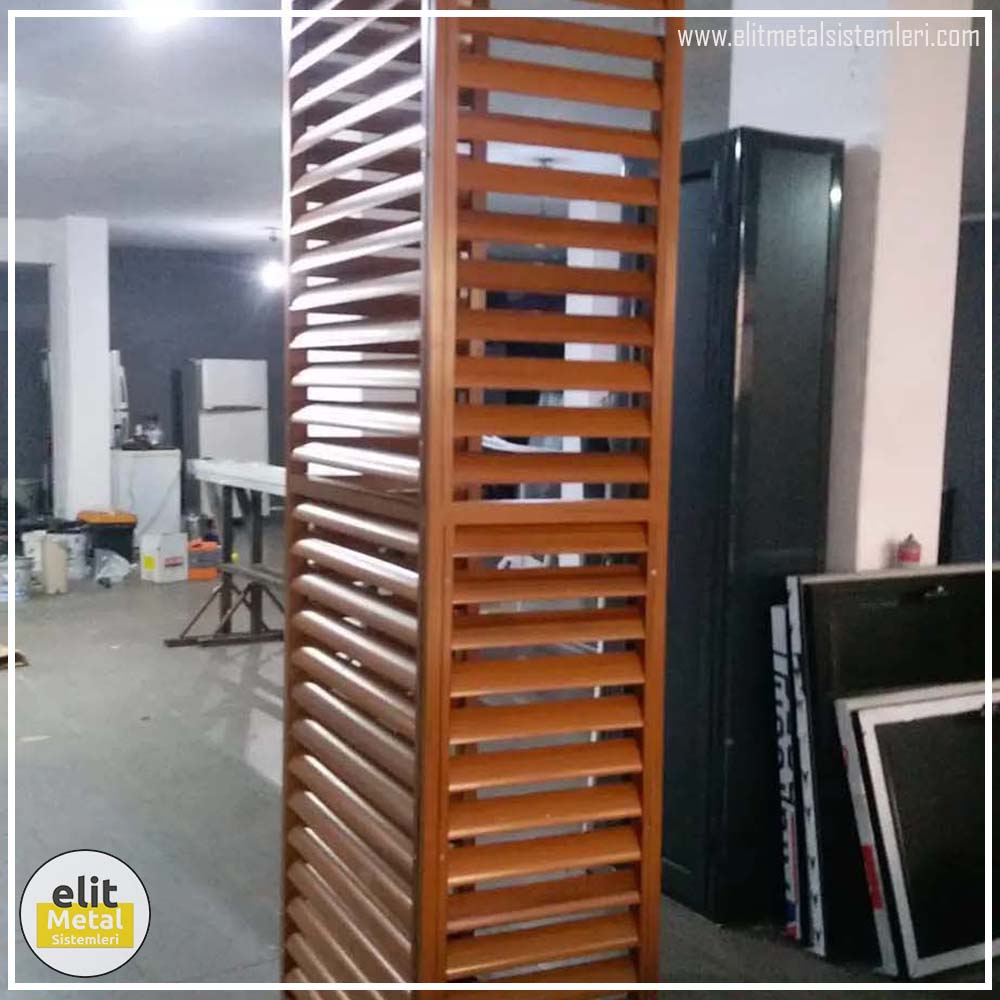 alüminyum çit sistemleri, alüminyum merdiven bariyeri, balkon alüminyum panel, paslanmaz alüminyum güvenlik, dayanıklı alüminyum korkuluk profili, cam panel balkon korkuluğu, temperli cam merdiven paneli, şeffaf cam güvenlik bariyeri, paslanmaz cam bağlantı elemanları, dekoratif cam panel çözümleri, ferforje balkon bariyeri, el işçiliği ferforje panel, özel tasarım ferforje güvenlik, ferforje dış alan koruma, dayanıklı ferforje çit, lazer kesim metal panel, desenli lazer kesim korkuluk, lazer teknoloji ile üretilmiş korkuluk, özel motifli lazer panel, dekoratif lazer metal bariyer, galvaniz mesh panel çit, sanayi tipi mesh güvenlik, tel örgü panel uygulaması, otopark güvenlik paneli, balkon tel panel çözümü, pleksi merdiven paneli, şeffaf pleksi bariyer, dayanıklı pleksi korkuluk, iç mekân pleksi uygulaması, alüminyum duvar tutamaç, merdiven alüminyum tutamak, dayanıklı duvar destek aparatı, motorlu otomatik tente sistemi, açılır kapanır pergole uygulaması, uzaktan kumandalı pergole, motorlu kepenk sistemi, güvenlikli otomatik kepenk, alüminyum çerçeveli kış bahçesi, camlı teras kış bahçesi, kompozit panel dış cephe, alüminyum kaplamalı kompozit panel