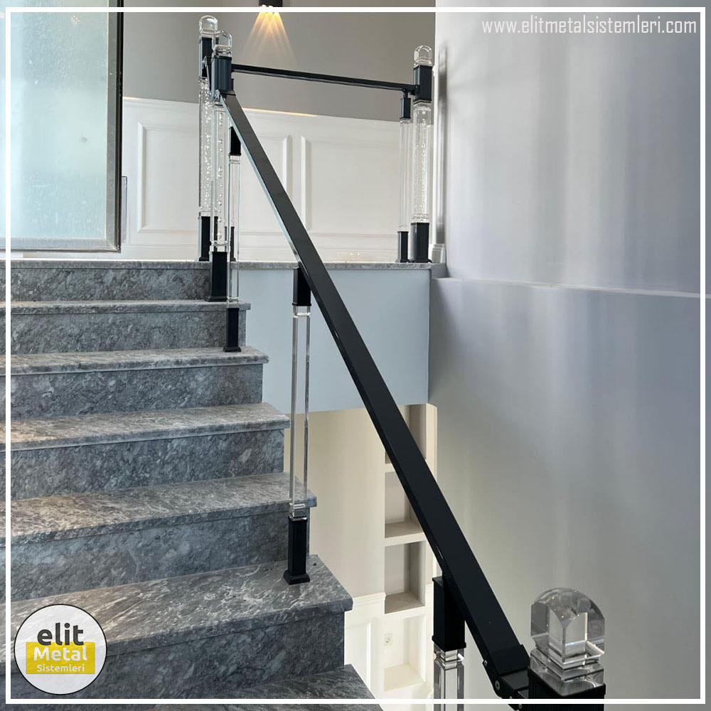 alüminyum çit sistemleri, alüminyum merdiven bariyeri, balkon alüminyum panel, paslanmaz alüminyum güvenlik, dayanıklı alüminyum korkuluk profili, cam panel balkon korkuluğu, temperli cam merdiven paneli, şeffaf cam güvenlik bariyeri, paslanmaz cam bağlantı elemanları, dekoratif cam panel çözümleri, ferforje balkon bariyeri, el işçiliği ferforje panel, özel tasarım ferforje güvenlik, ferforje dış alan koruma, dayanıklı ferforje çit, lazer kesim metal panel, desenli lazer kesim korkuluk, lazer teknoloji ile üretilmiş korkuluk, özel motifli lazer panel, dekoratif lazer metal bariyer, galvaniz mesh panel çit, sanayi tipi mesh güvenlik, tel örgü panel uygulaması, otopark güvenlik paneli, balkon tel panel çözümü, pleksi merdiven paneli, şeffaf pleksi bariyer, dayanıklı pleksi korkuluk, iç mekân pleksi uygulaması, alüminyum duvar tutamaç, merdiven alüminyum tutamak, dayanıklı duvar destek aparatı, motorlu otomatik tente sistemi, açılır kapanır pergole uygulaması, uzaktan kumandalı pergole, motorlu kepenk sistemi, güvenlikli otomatik kepenk, alüminyum çerçeveli kış bahçesi, camlı teras kış bahçesi, kompozit panel dış cephe, alüminyum kaplamalı kompozit panel