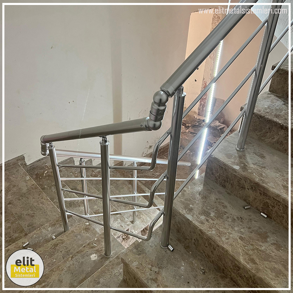 alüminyum çit sistemleri, alüminyum merdiven bariyeri, balkon alüminyum panel, paslanmaz alüminyum güvenlik, dayanıklı alüminyum korkuluk profili, cam panel balkon korkuluğu, temperli cam merdiven paneli, şeffaf cam güvenlik bariyeri, paslanmaz cam bağlantı elemanları, dekoratif cam panel çözümleri, ferforje balkon bariyeri, el işçiliği ferforje panel, özel tasarım ferforje güvenlik, ferforje dış alan koruma, dayanıklı ferforje çit, lazer kesim metal panel, desenli lazer kesim korkuluk, lazer teknoloji ile üretilmiş korkuluk, özel motifli lazer panel, dekoratif lazer metal bariyer, galvaniz mesh panel çit, sanayi tipi mesh güvenlik, tel örgü panel uygulaması, otopark güvenlik paneli, balkon tel panel çözümü, pleksi merdiven paneli, şeffaf pleksi bariyer, dayanıklı pleksi korkuluk, iç mekân pleksi uygulaması, alüminyum duvar tutamaç, merdiven alüminyum tutamak, dayanıklı duvar destek aparatı, motorlu otomatik tente sistemi, açılır kapanır pergole uygulaması, uzaktan kumandalı pergole, motorlu kepenk sistemi, güvenlikli otomatik kepenk, alüminyum çerçeveli kış bahçesi, camlı teras kış bahçesi, kompozit panel dış cephe, alüminyum kaplamalı kompozit panel