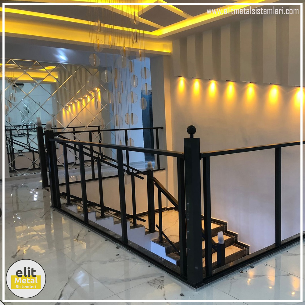 alüminyum çit sistemleri, alüminyum merdiven bariyeri, balkon alüminyum panel, paslanmaz alüminyum güvenlik, dayanıklı alüminyum korkuluk profili, cam panel balkon korkuluğu, temperli cam merdiven paneli, şeffaf cam güvenlik bariyeri, paslanmaz cam bağlantı elemanları, dekoratif cam panel çözümleri, ferforje balkon bariyeri, el işçiliği ferforje panel, özel tasarım ferforje güvenlik, ferforje dış alan koruma, dayanıklı ferforje çit, lazer kesim metal panel, desenli lazer kesim korkuluk, lazer teknoloji ile üretilmiş korkuluk, özel motifli lazer panel, dekoratif lazer metal bariyer, galvaniz mesh panel çit, sanayi tipi mesh güvenlik, tel örgü panel uygulaması, otopark güvenlik paneli, balkon tel panel çözümü, pleksi merdiven paneli, şeffaf pleksi bariyer, dayanıklı pleksi korkuluk, iç mekân pleksi uygulaması, alüminyum duvar tutamaç, merdiven alüminyum tutamak, dayanıklı duvar destek aparatı, motorlu otomatik tente sistemi, açılır kapanır pergole uygulaması, uzaktan kumandalı pergole, motorlu kepenk sistemi, güvenlikli otomatik kepenk, alüminyum çerçeveli kış bahçesi, camlı teras kış bahçesi, kompozit panel dış cephe, alüminyum kaplamalı kompozit panel